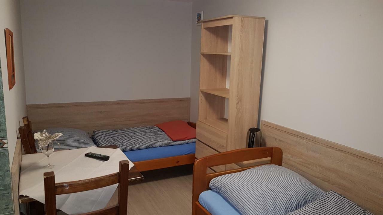 Noclegi Silesia Tychy Extérieur photo