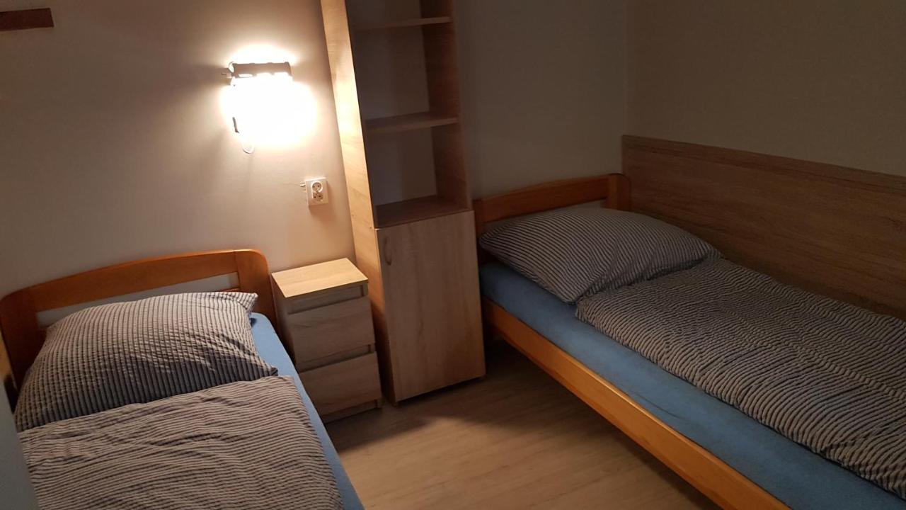 Noclegi Silesia Tychy Extérieur photo