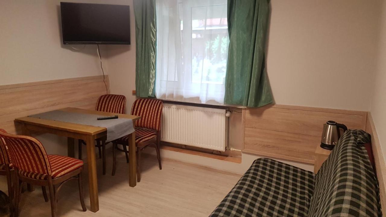 Noclegi Silesia Tychy Extérieur photo